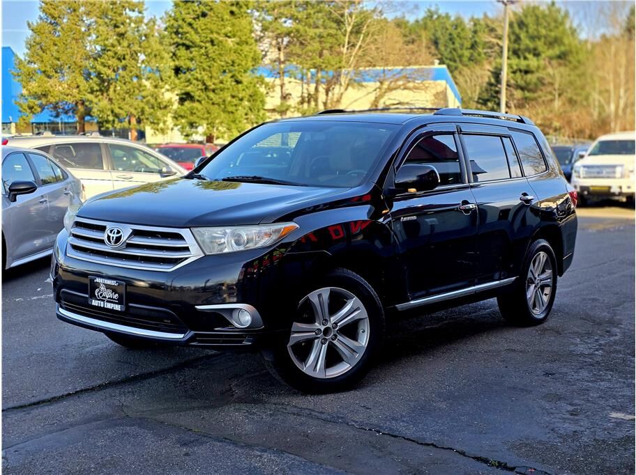 2013 TOYOTA Highlander