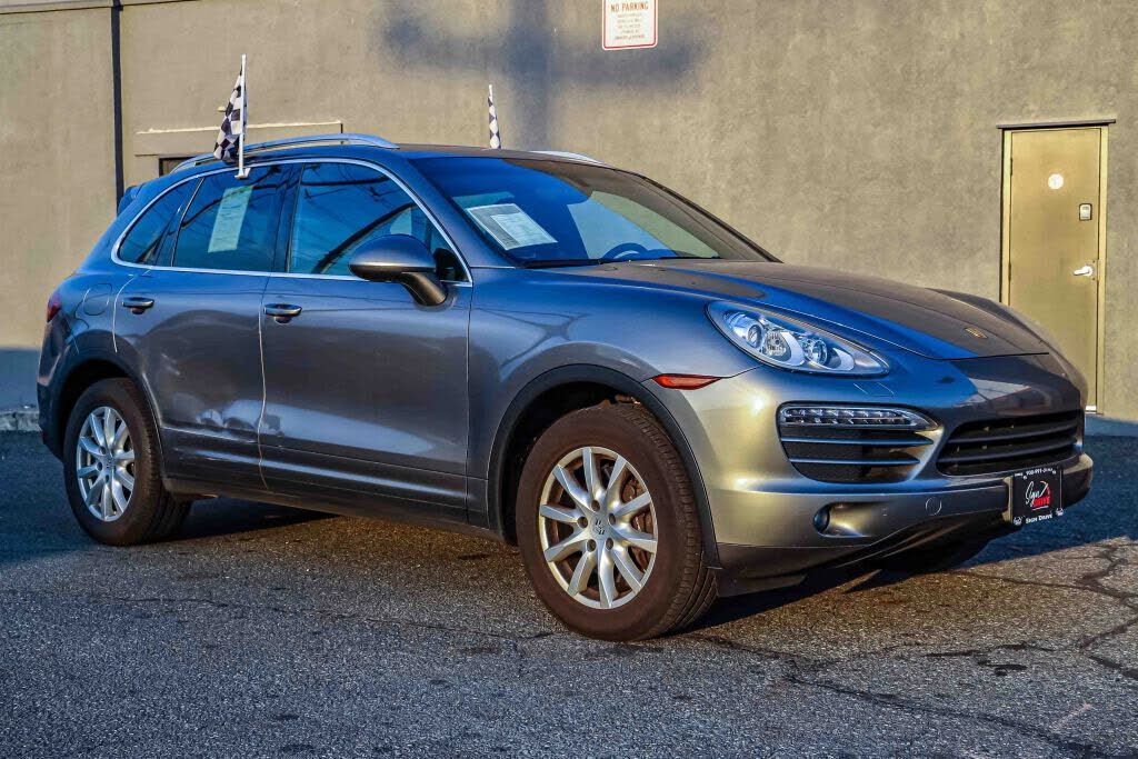 2013 PORSCHE Cayenne