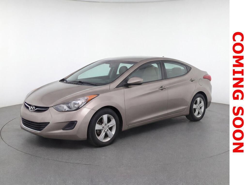 2011 HYUNDAI Elantra