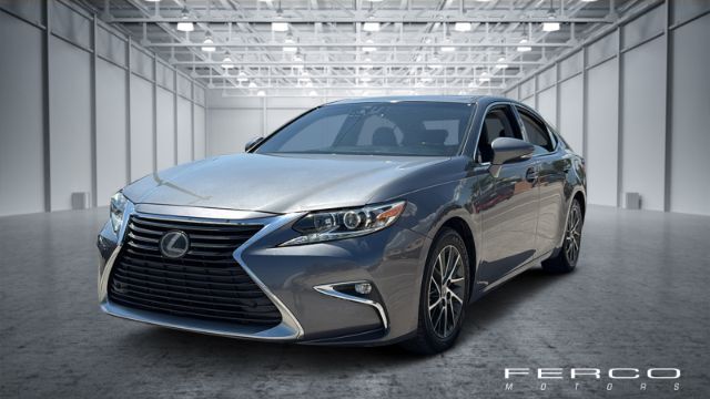 2017 LEXUS ES