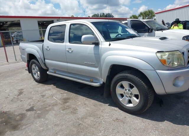 2010 TOYOTA Tacoma