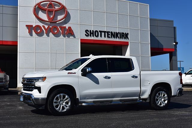 2023 CHEVROLET Silverado