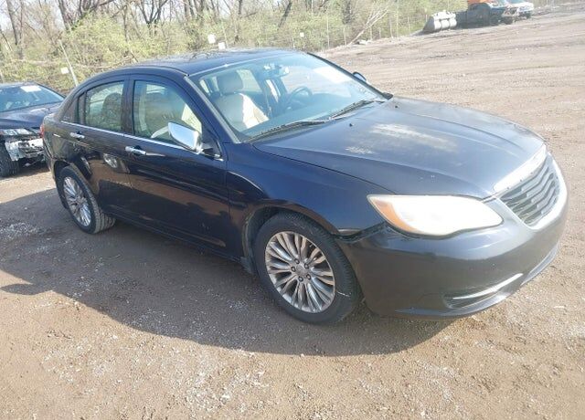 2012 CHRYSLER 200