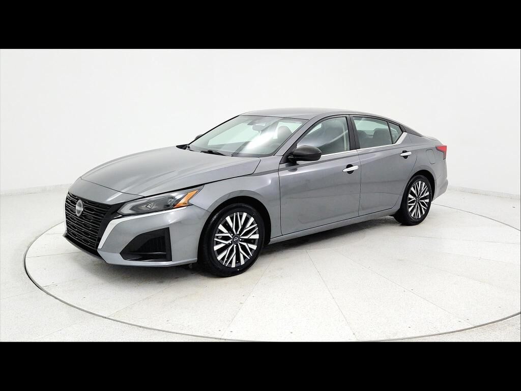 2024 NISSAN Altima