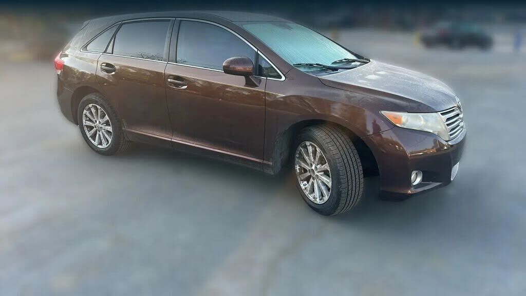 2010 TOYOTA Venza