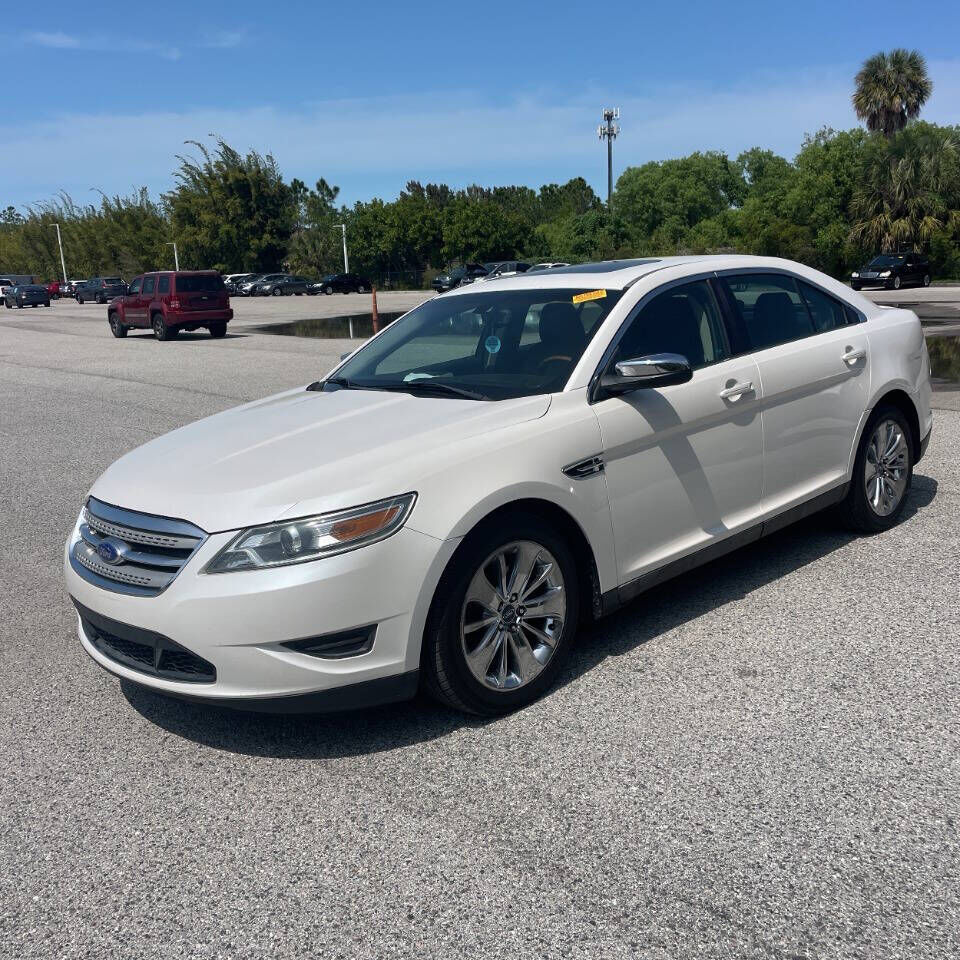 2012 FORD Taurus
