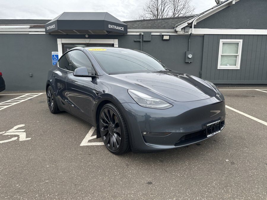 2023 TESLA Model Y