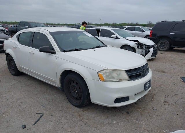 2011 DODGE Avenger