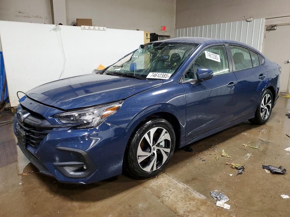 2025 SUBARU Legacy