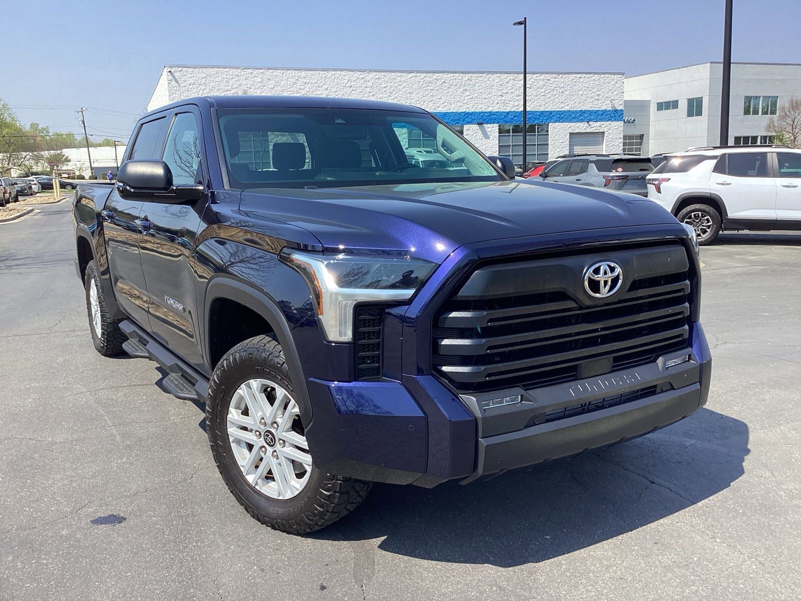 2024 TOYOTA Tundra