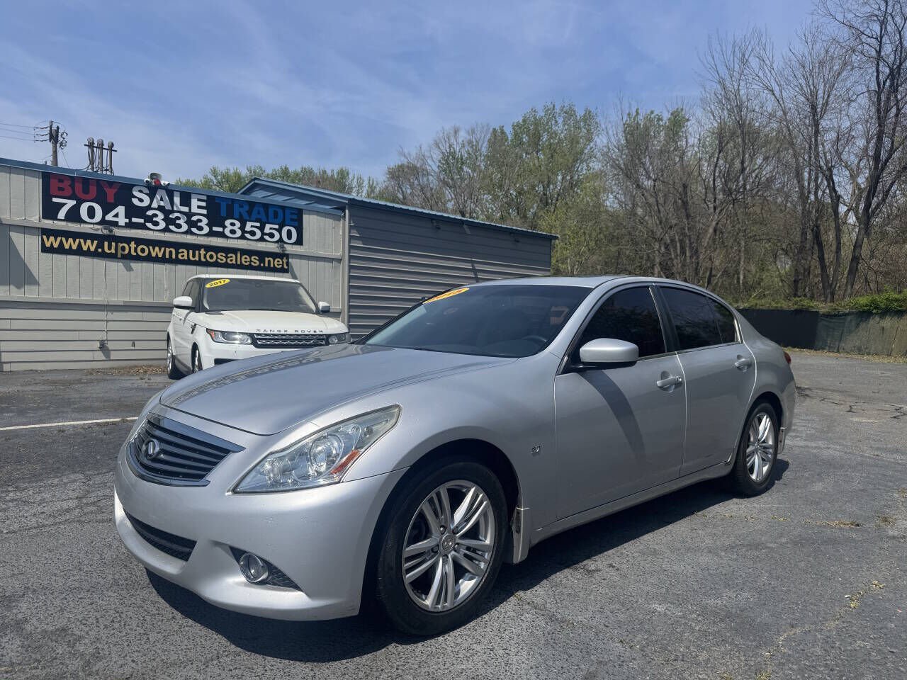 2015 INFINITI Q40