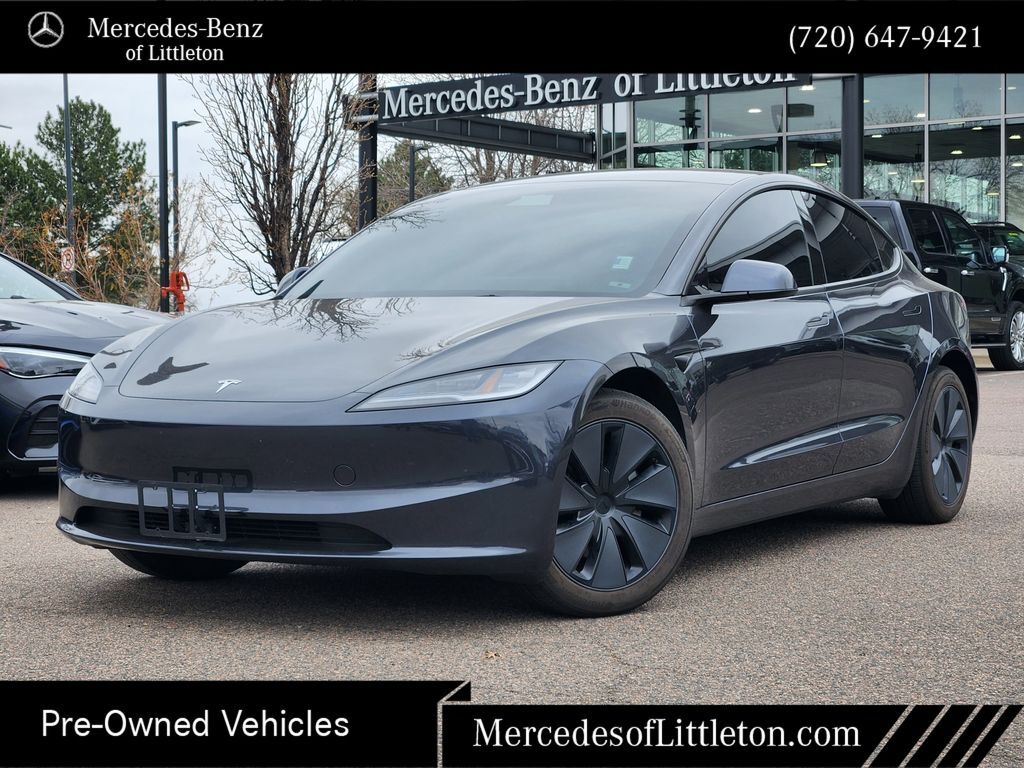 2025 TESLA Model 3