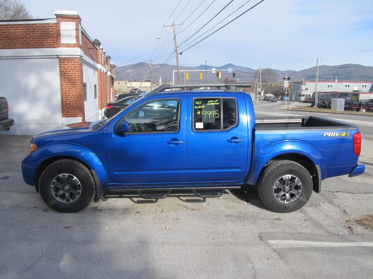 2015 NISSAN Frontier