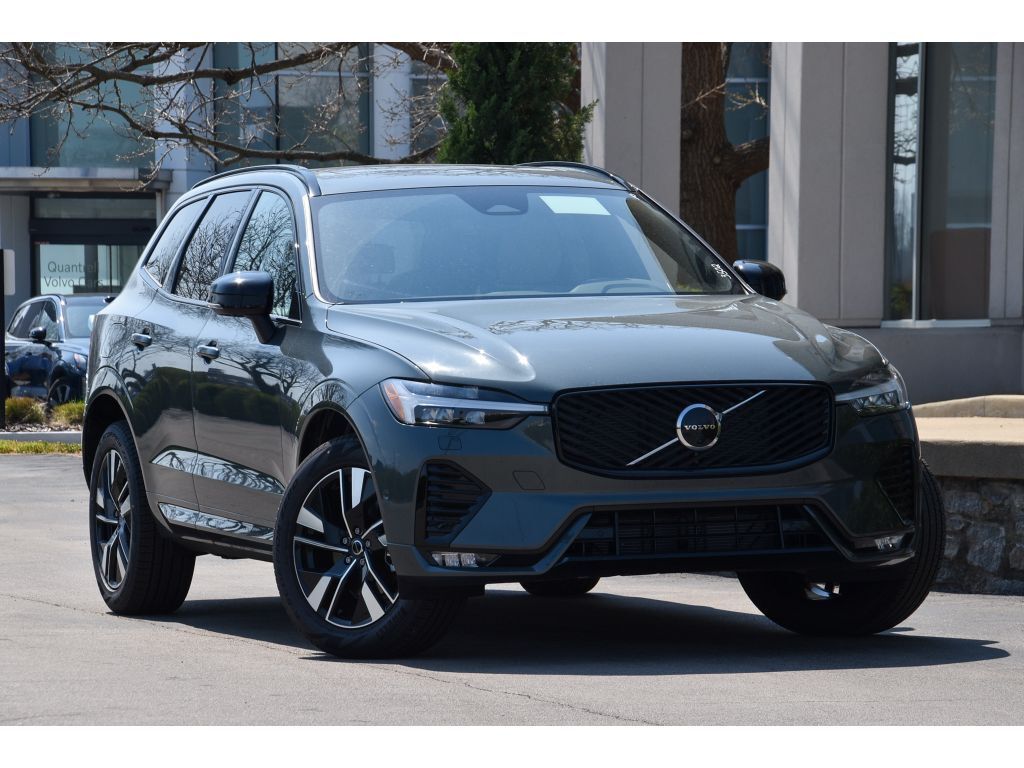 2026 VOLVO XC60