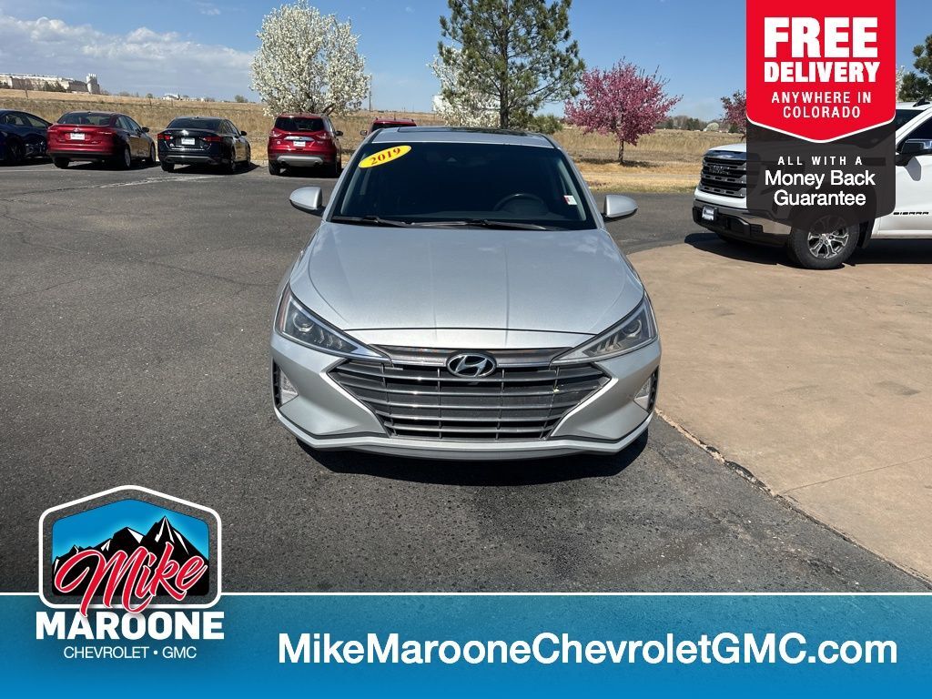 2019 HYUNDAI Elantra