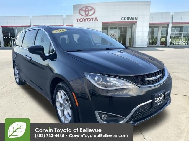 2019 CHRYSLER Pacifica