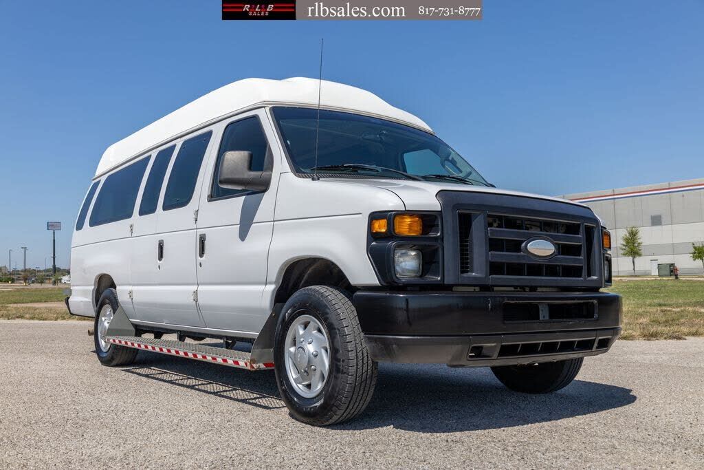 2014 FORD E-250