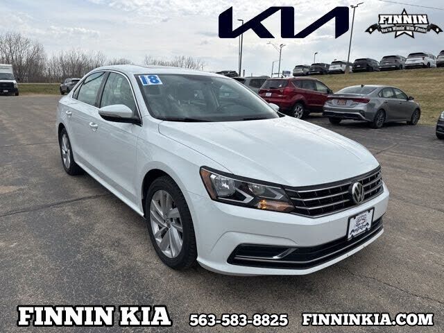 2018 VOLKSWAGEN Passat