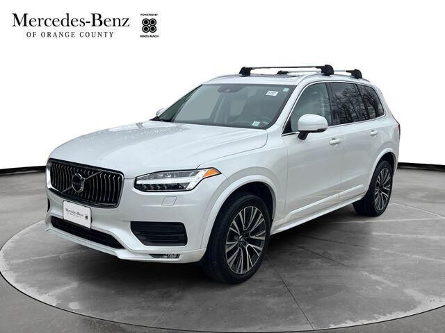 2022 VOLVO XC90