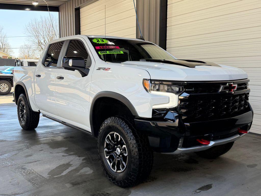 2023 CHEVROLET Silverado