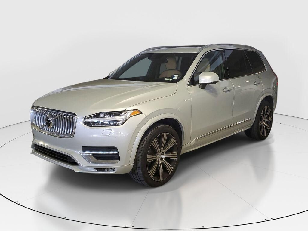 2021 VOLVO XC90