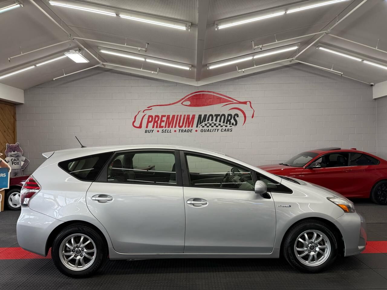 2016 TOYOTA Prius