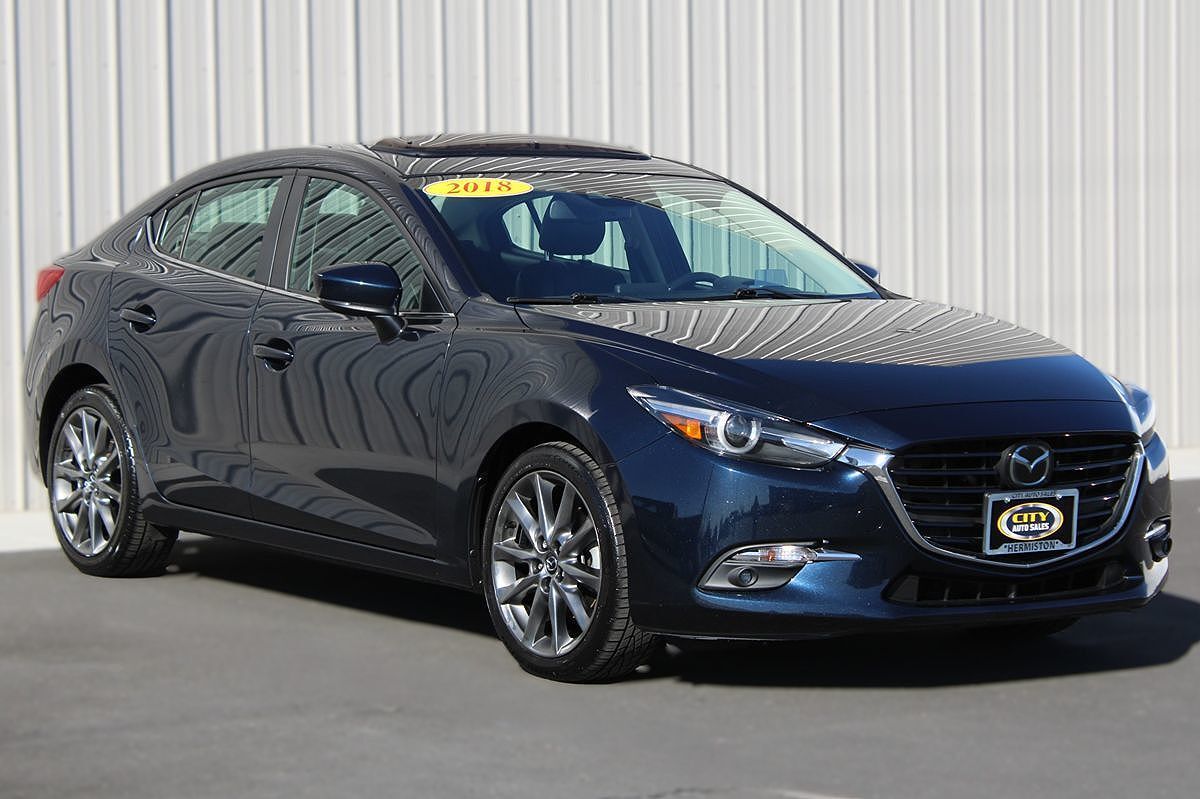 2018 MAZDA Mazda3