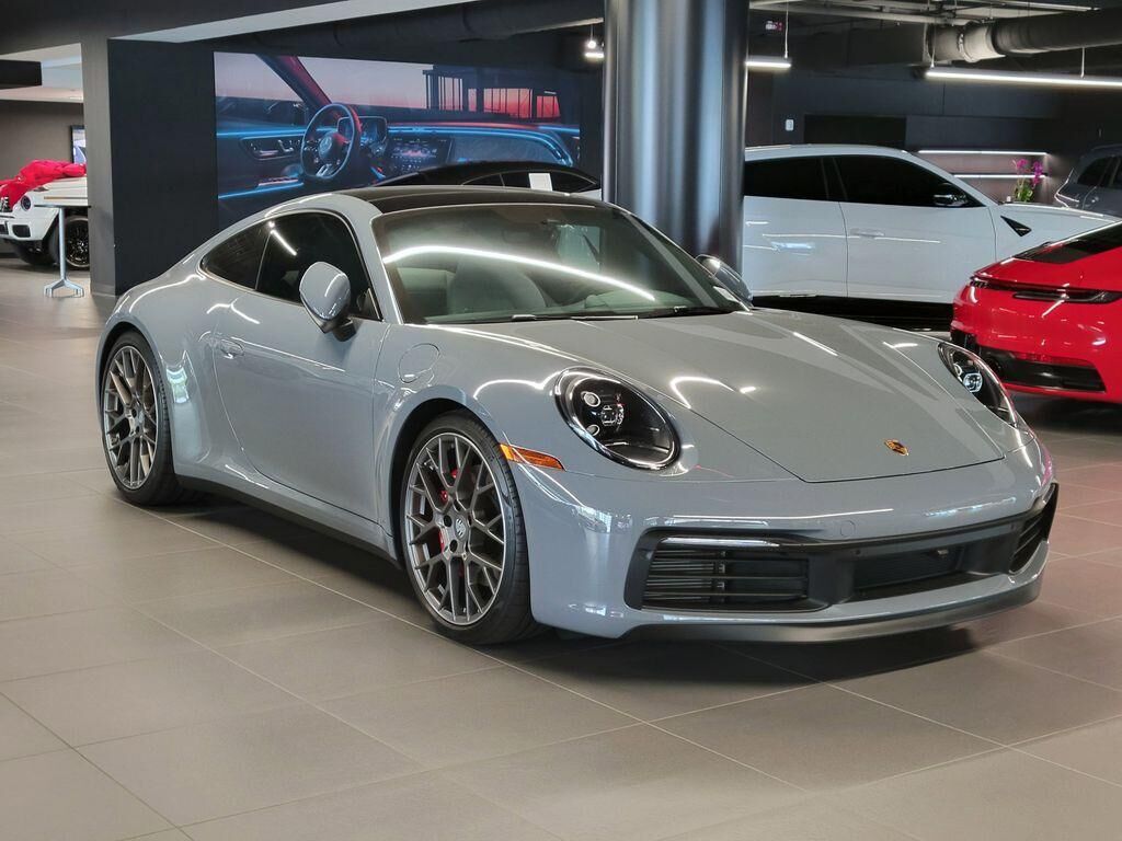 2024 PORSCHE 911
