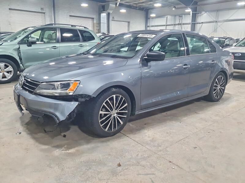 2015 VOLKSWAGEN Jetta