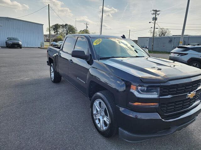 2018 CHEVROLET Silverado