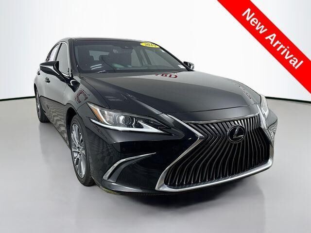 2019 LEXUS ES