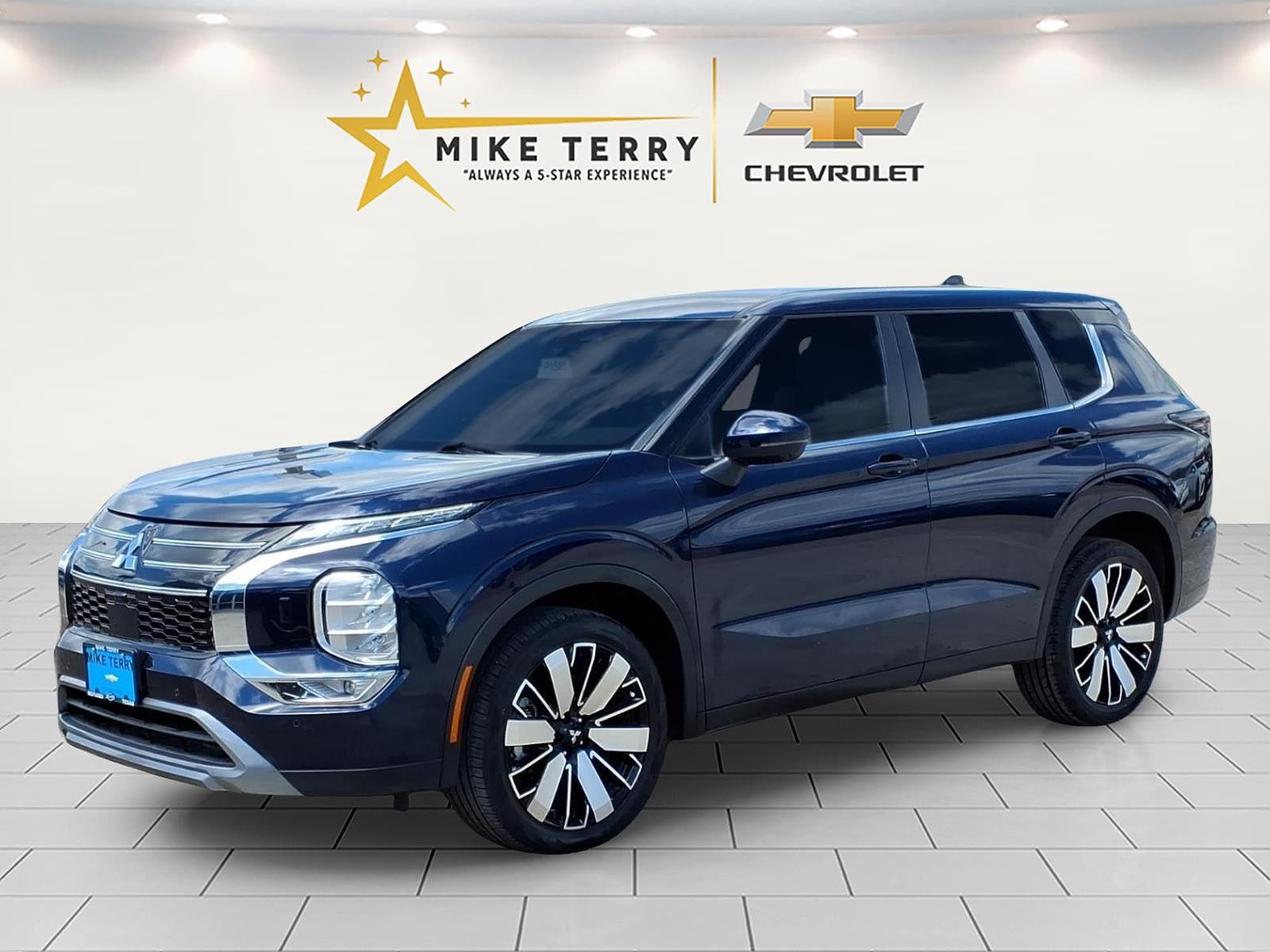 2025 MITSUBISHI Outlander