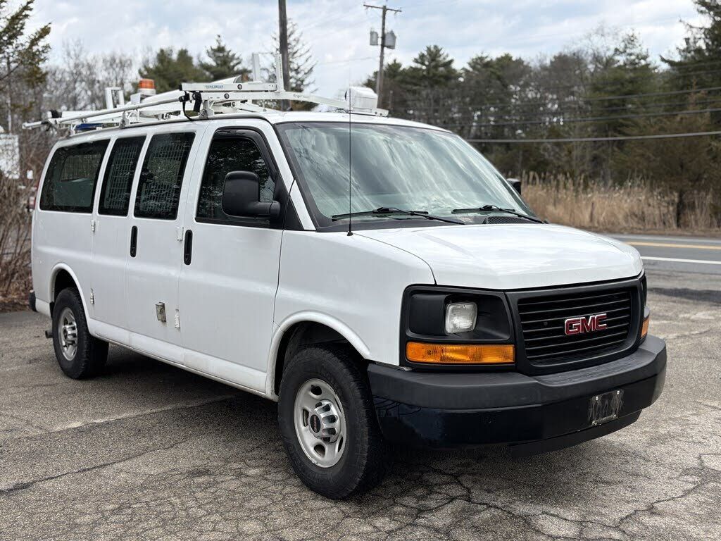 2015 GMC Savana