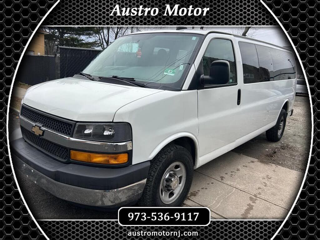 2016 CHEVROLET Express