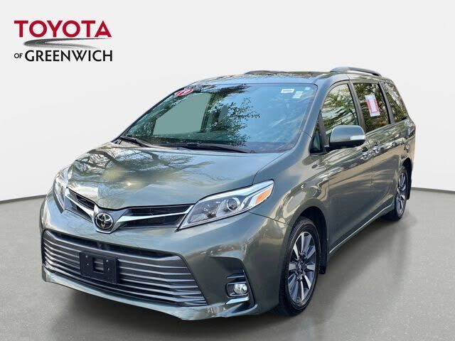 2019 TOYOTA Sienna
