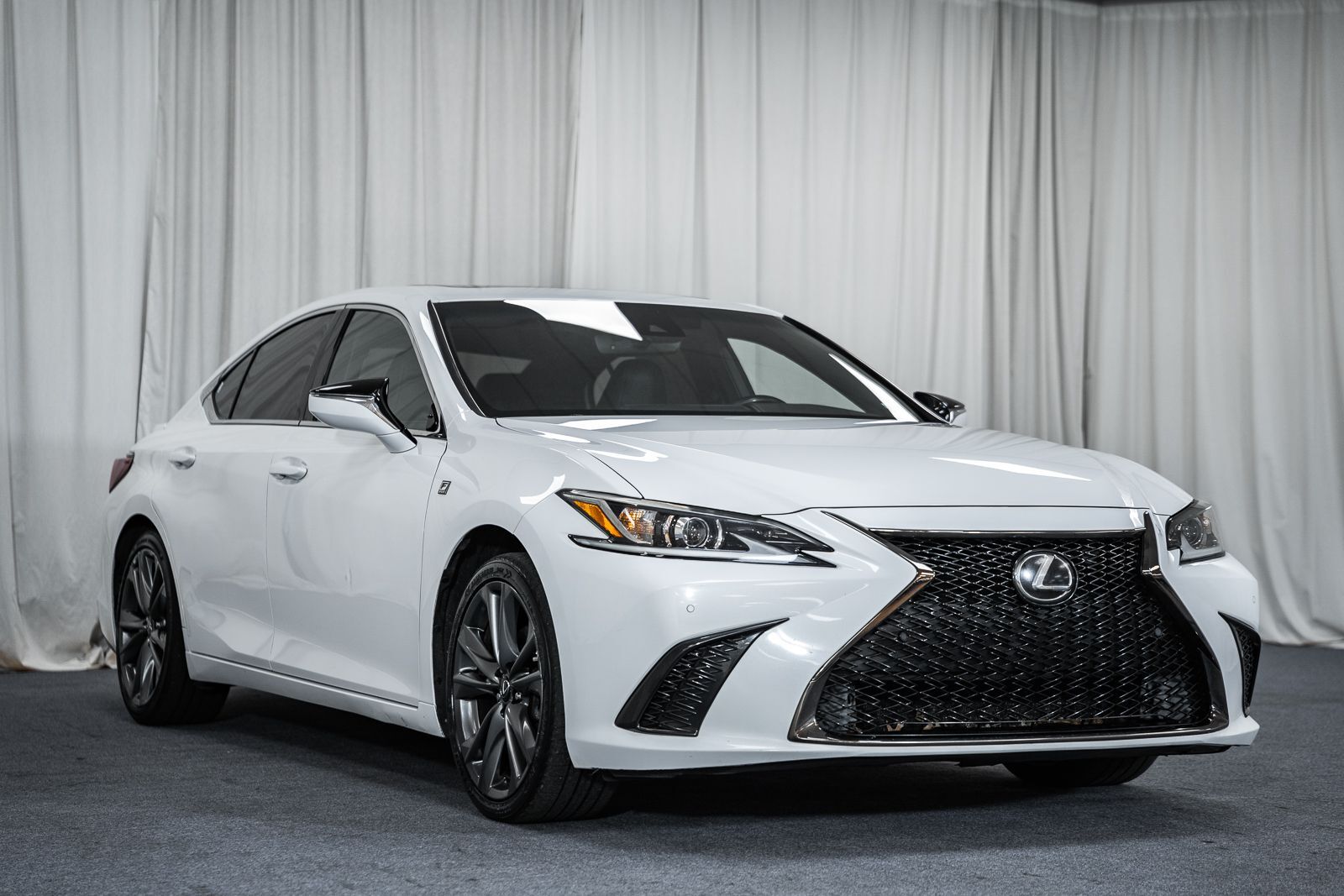2021 LEXUS ES