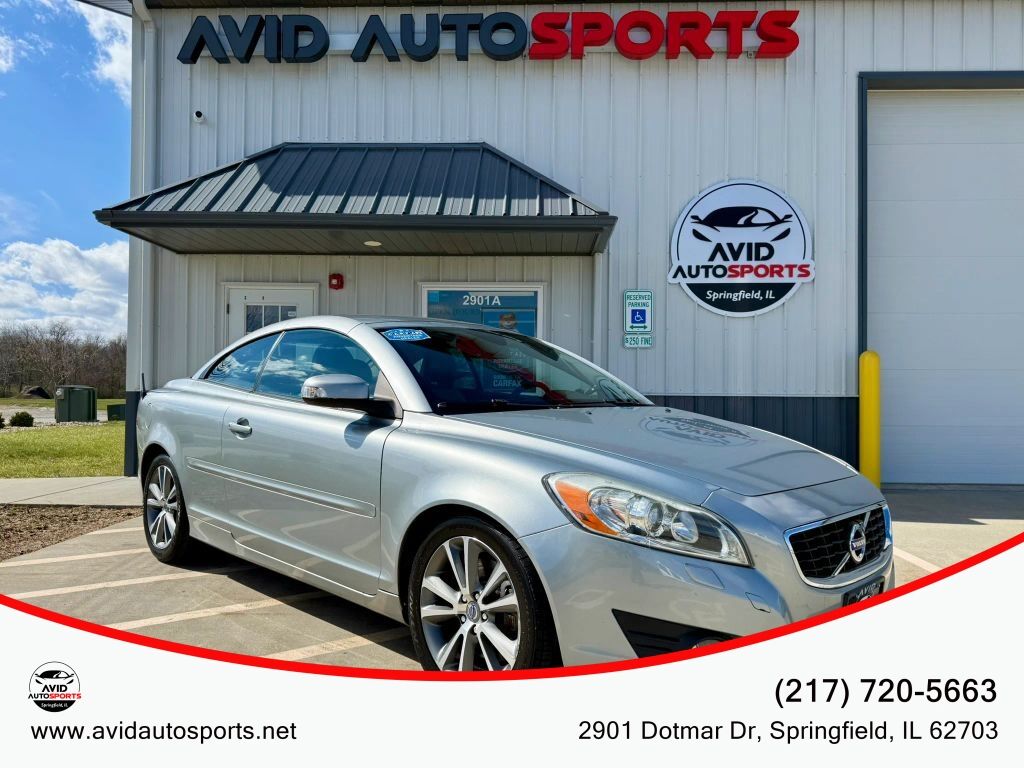 2011 VOLVO C70