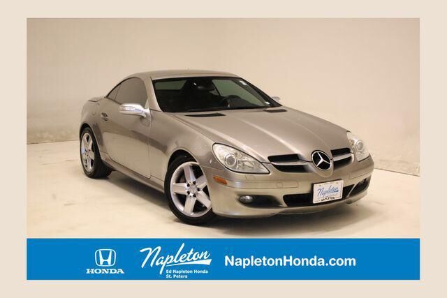 2005 MERCEDES-BENZ SLK-Class