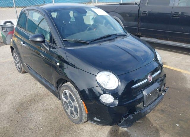 2015 FIAT 500