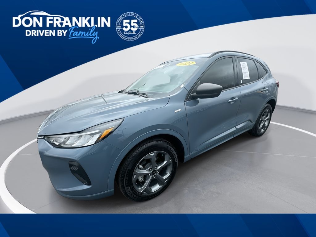 2024 FORD Escape