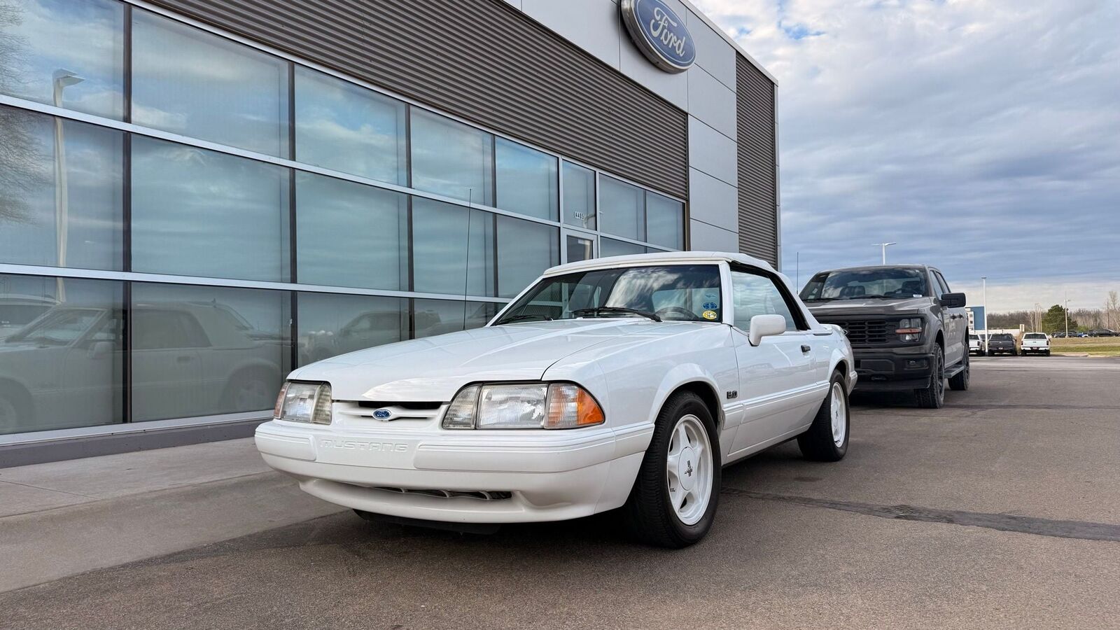 1993 FORD Mustang