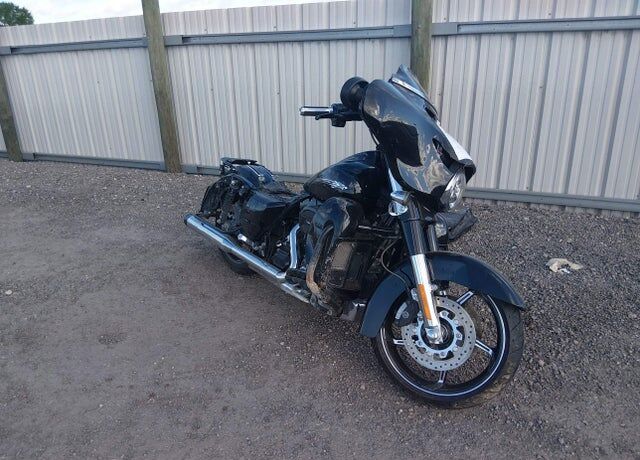 2016 HARLEY DAVIDSON FLHXSE / CVO Street Glide