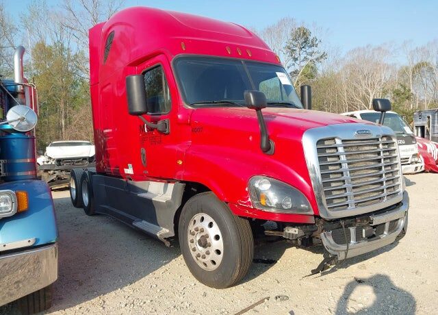 2016 FREIGHTLINER Cascadia