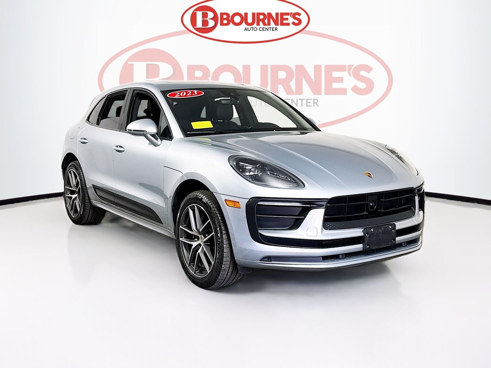 2023 PORSCHE Macan