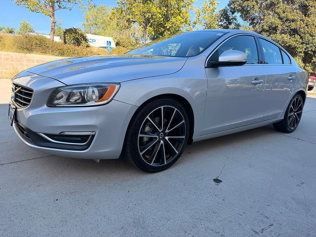 2016 VOLVO S60