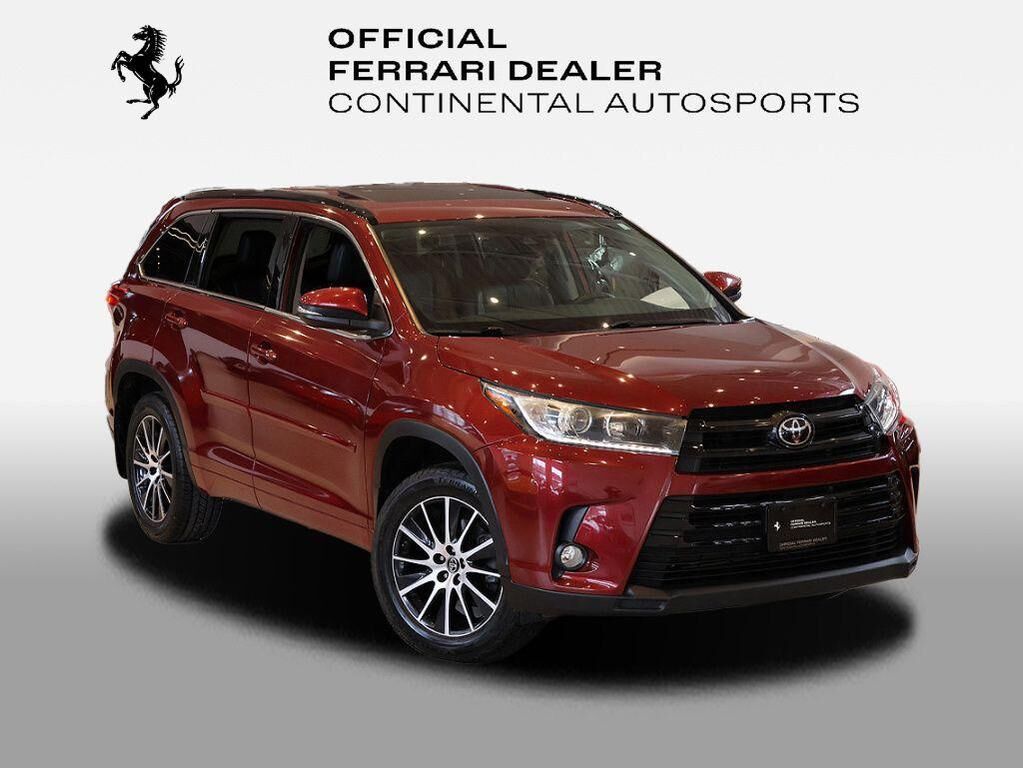 2018 TOYOTA Highlander