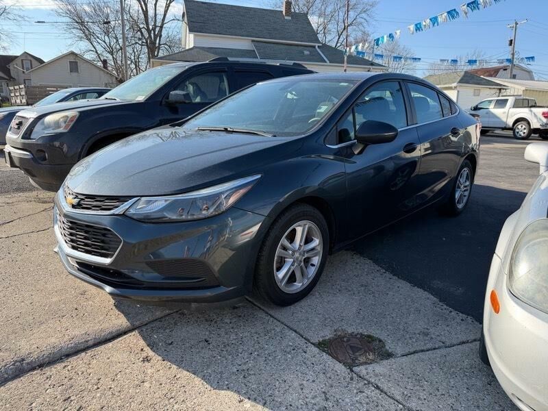 2018 CHEVROLET Cruze