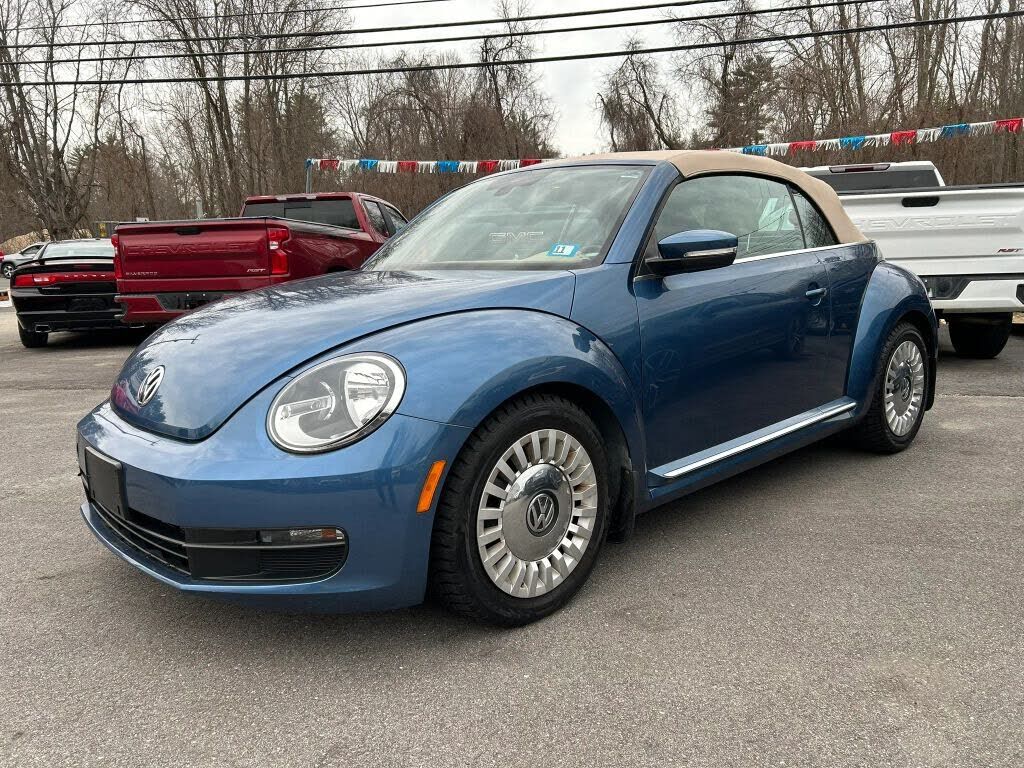 2016 VOLKSWAGEN Beetle