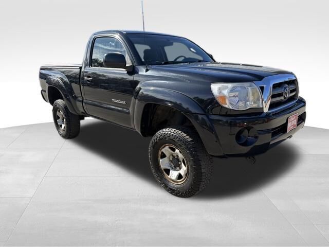 2010 TOYOTA Tacoma