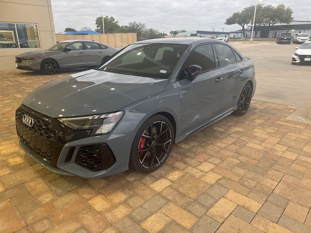 2023 AUDI RS3